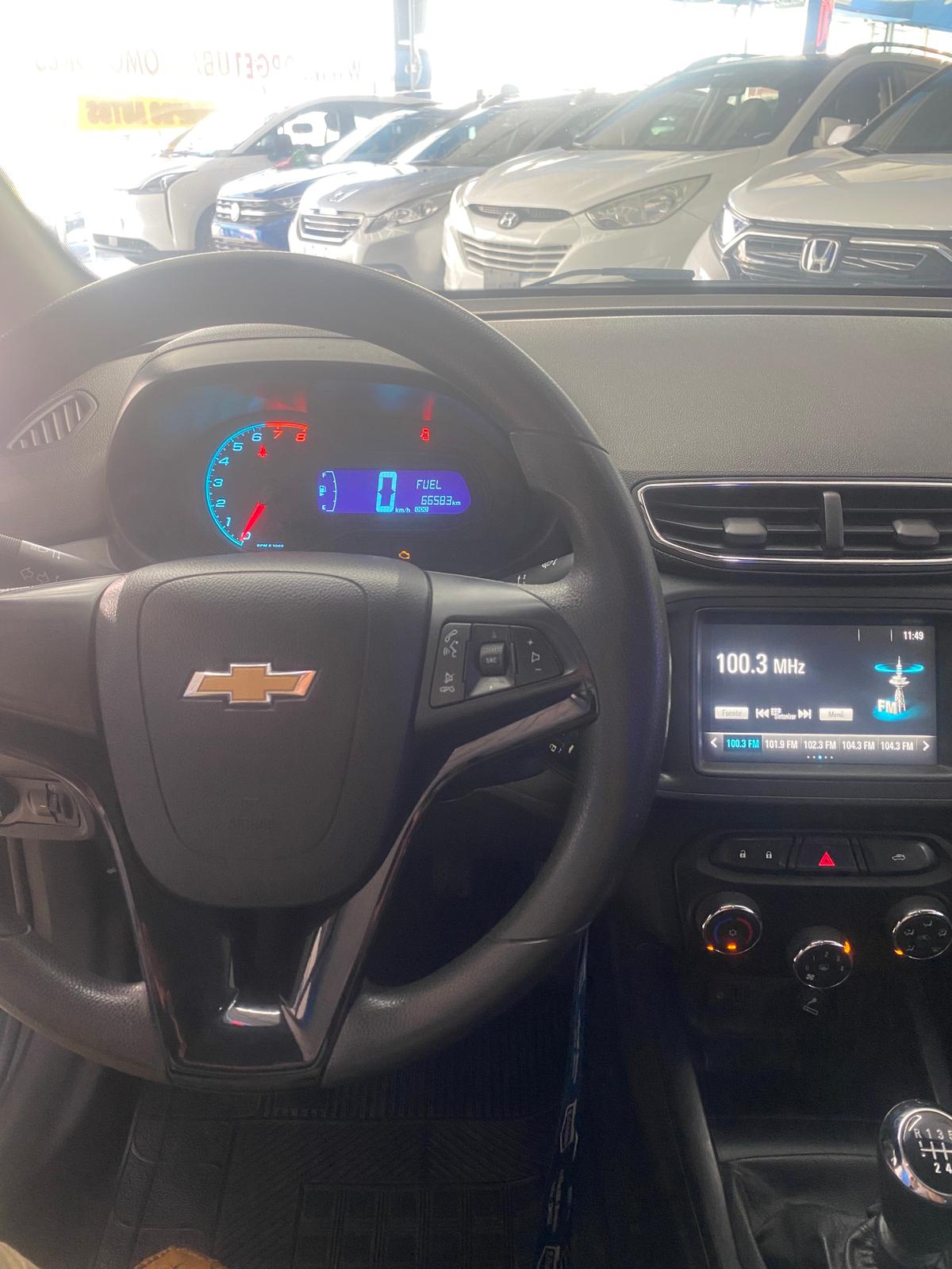 
								Chevrolet Prisma LT full									