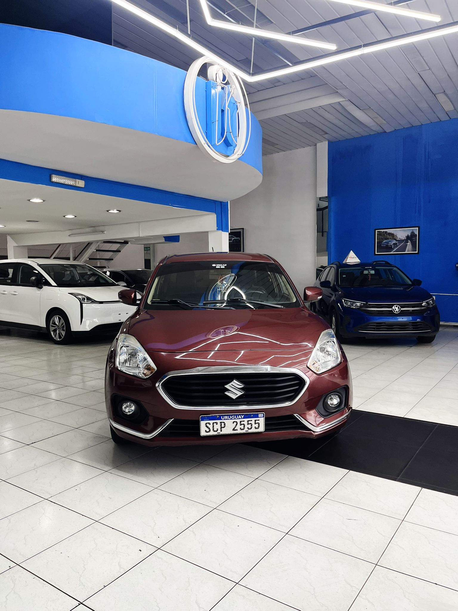 
								Suzuki Dzire full									