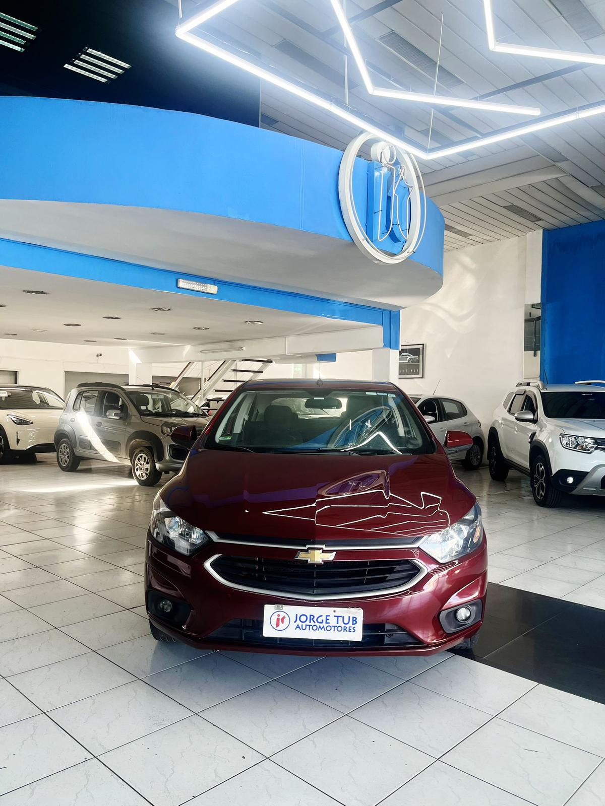
								Chevrolet onix LT full									