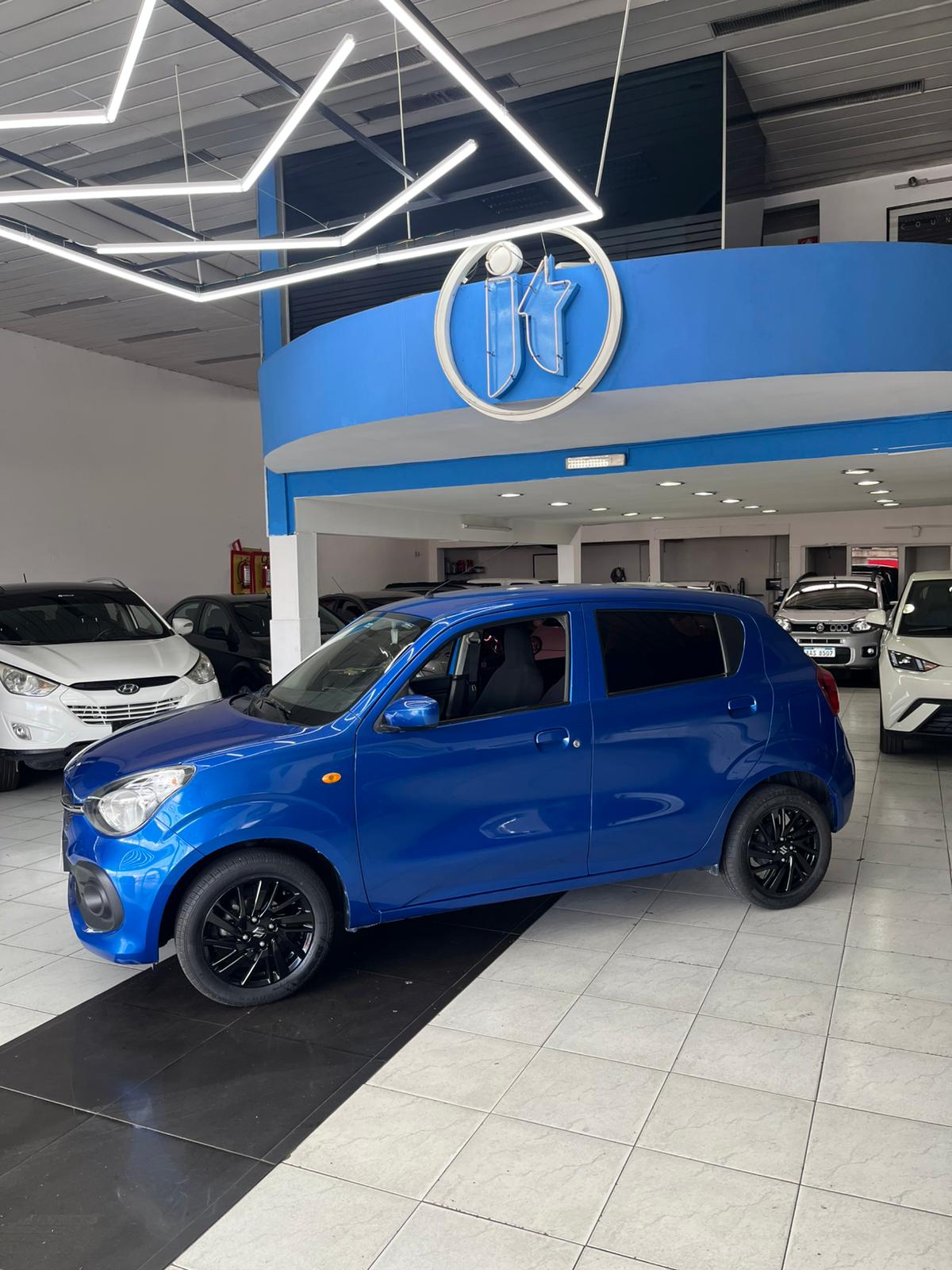 
								Suzuki Celerio GL full									