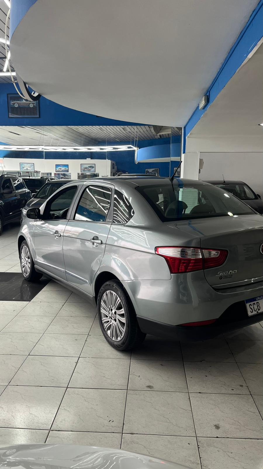 
								Fiat GrandSiena full									