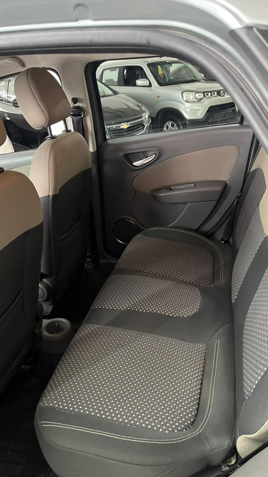 
								Fiat GrandSiena full									