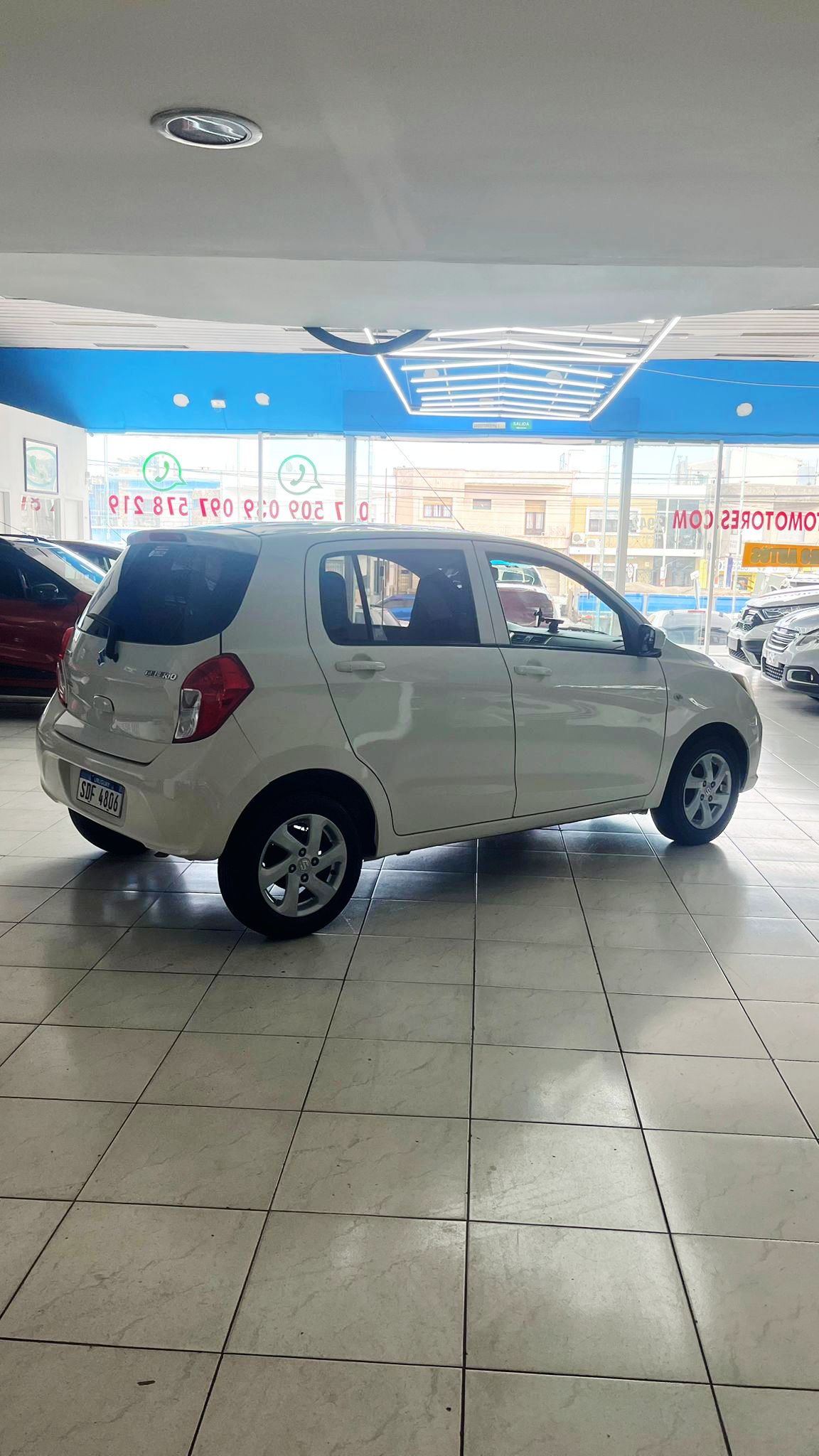 
								Suzuki Celerio GL full									