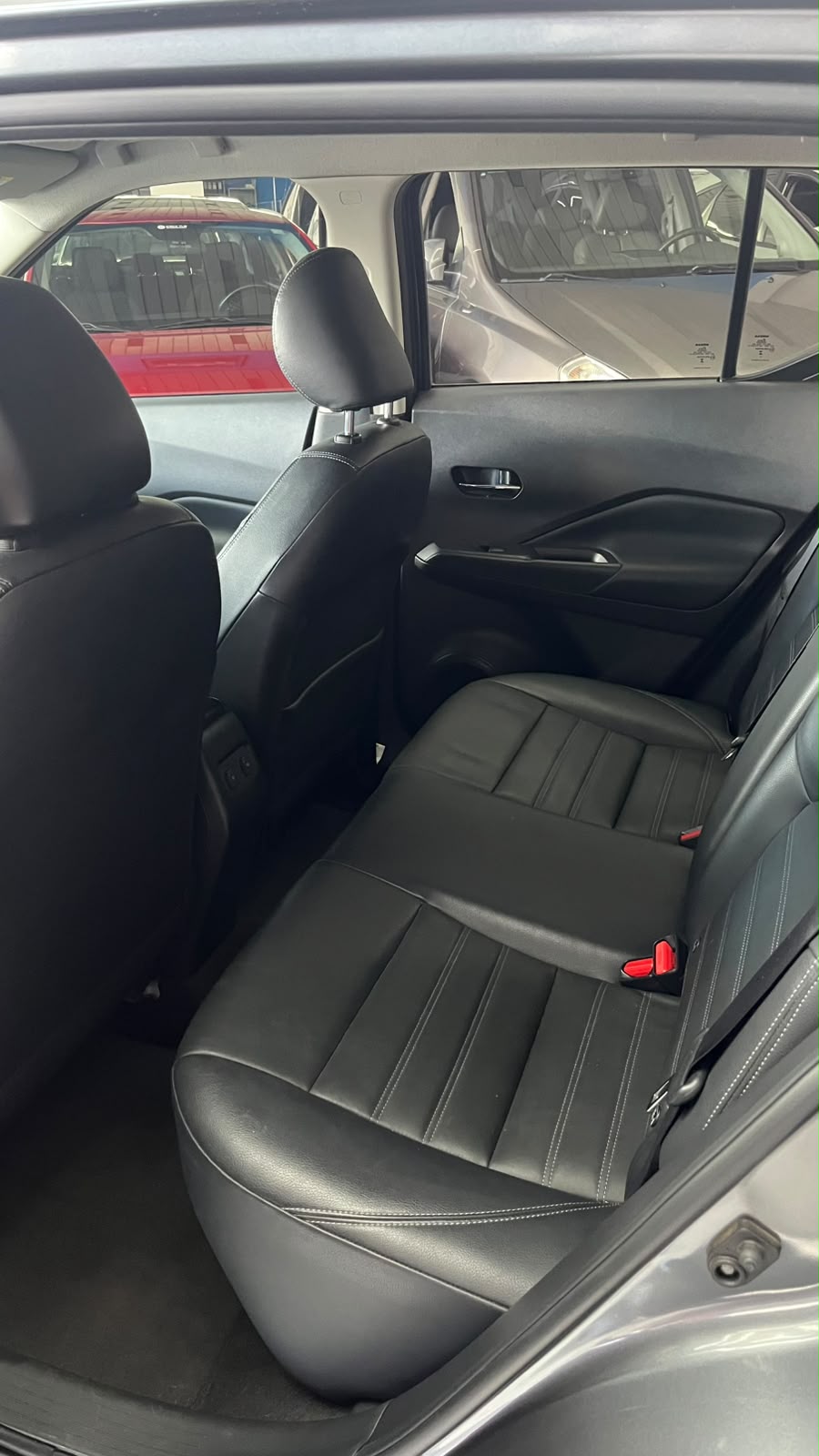 
								Nissan Kicks full									