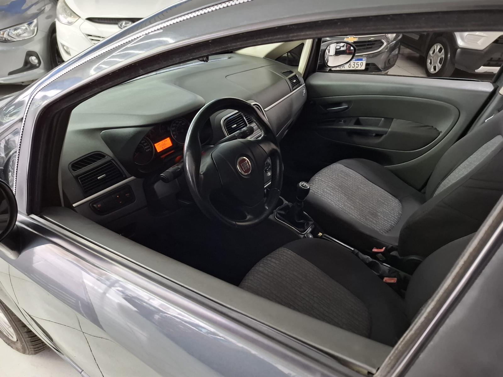 
								Fiat Punto full									