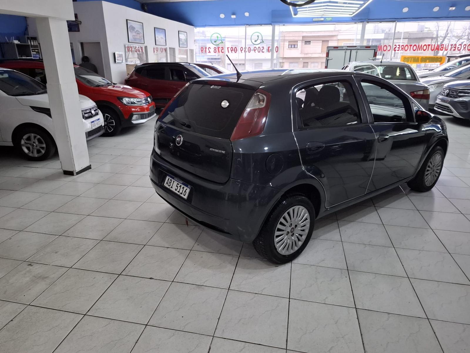 
								Fiat Punto full									