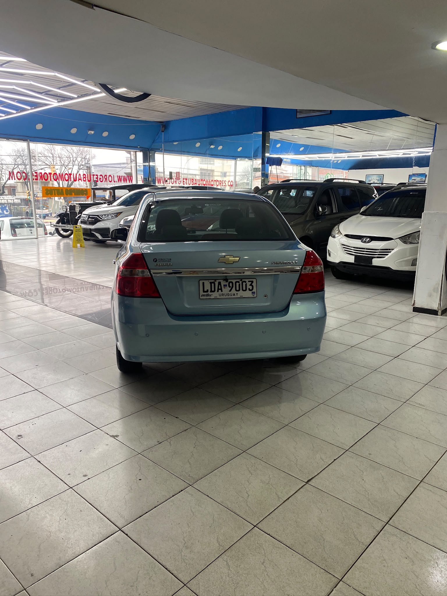 
								Chevrolet Aveo AT full									