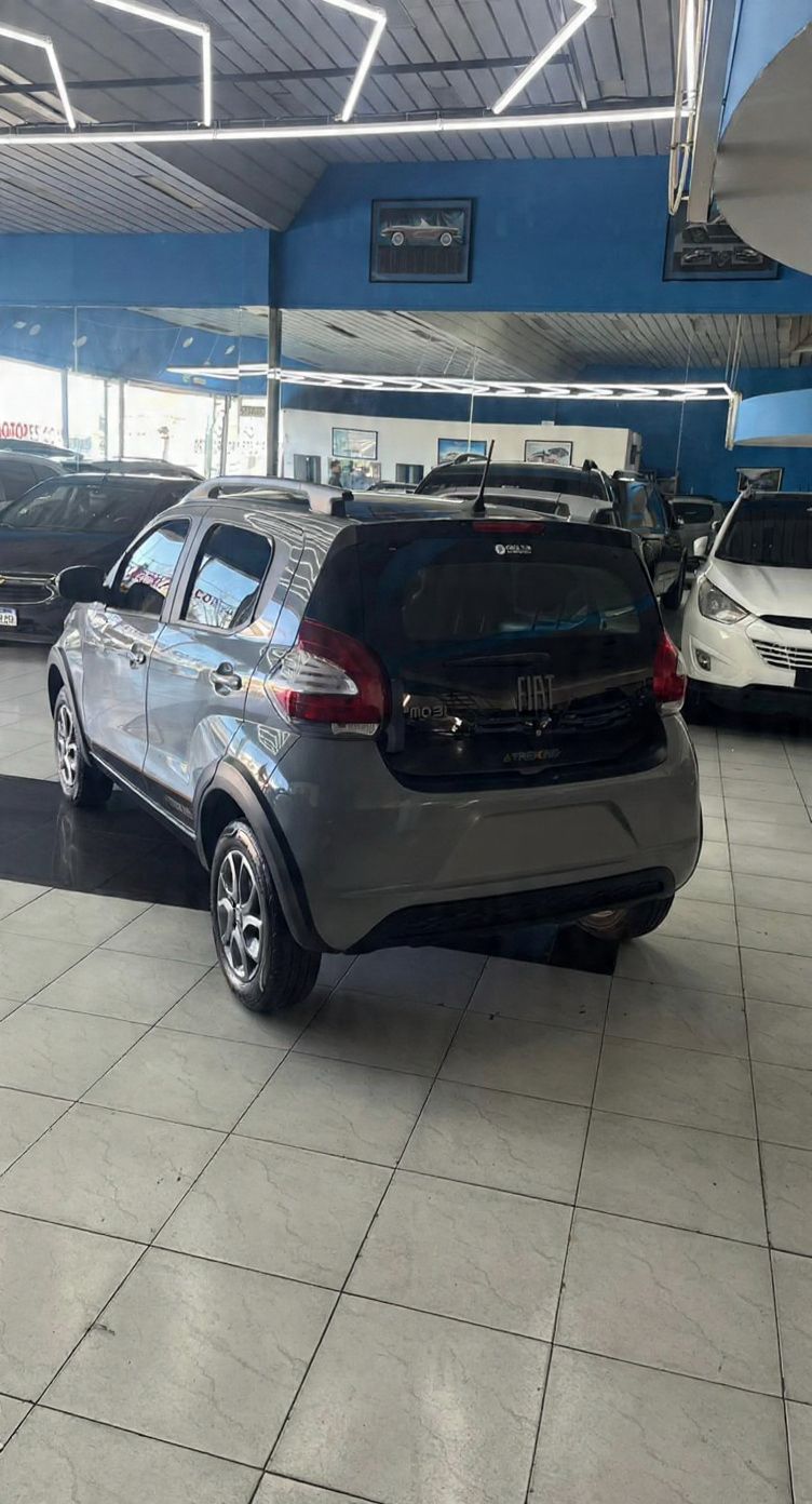 
								Fiat Mobi Trekking full									