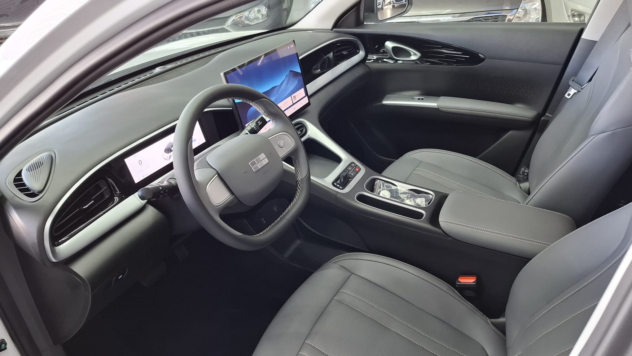 
								Geely EX 2 Pro full									