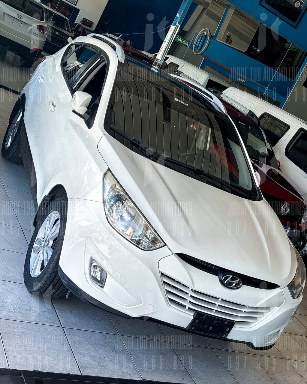
								HYUNDAI TUCSON full									