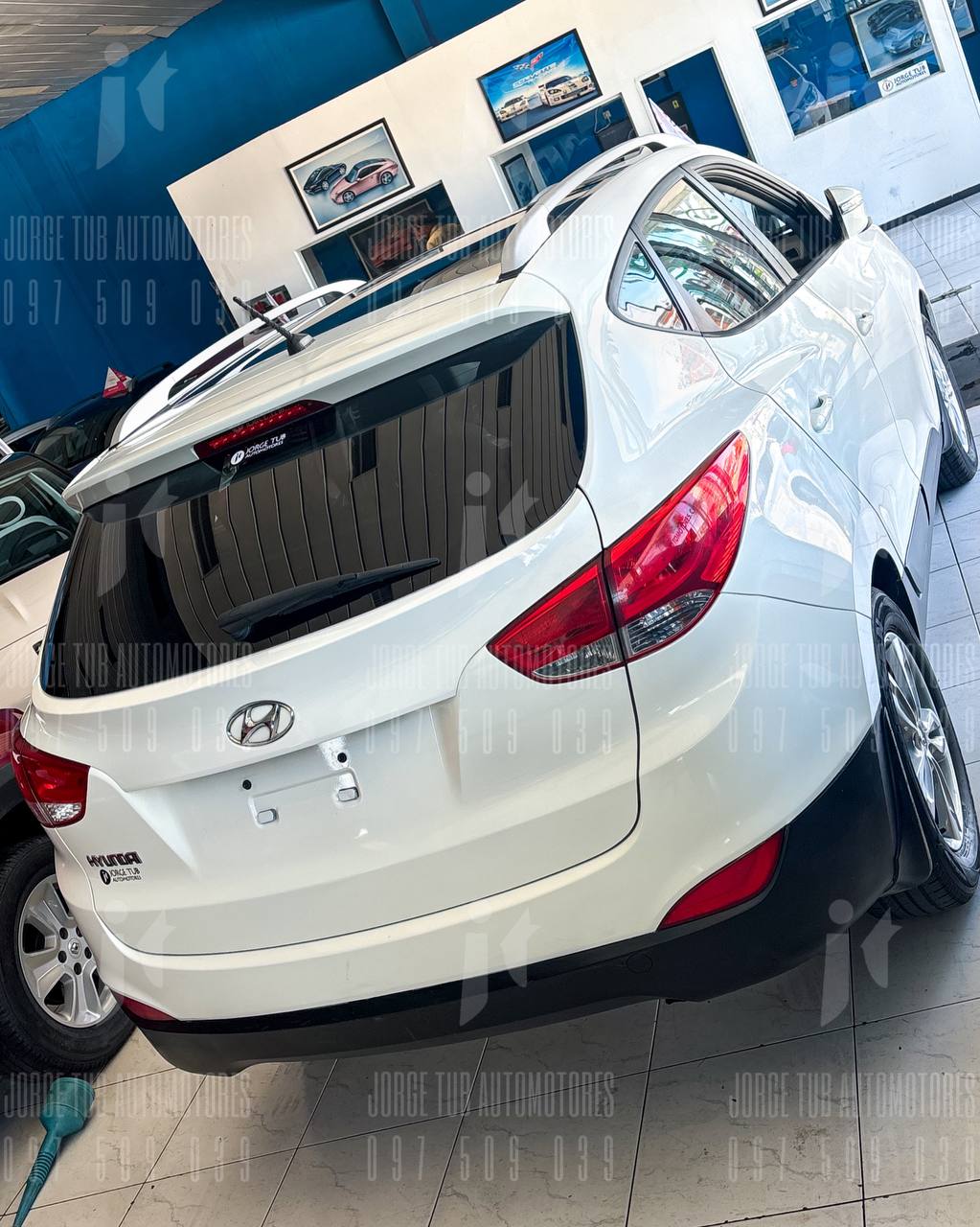 
								HYUNDAI TUCSON full									