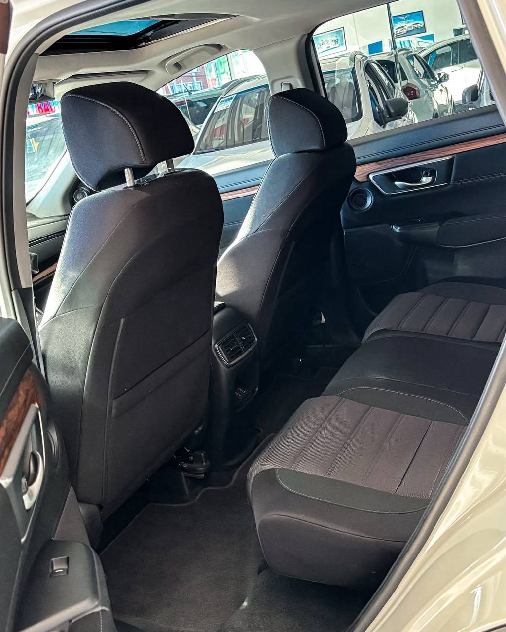
								HONDA CRV full									