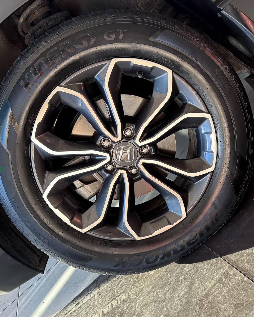 
								HONDA CRV full									